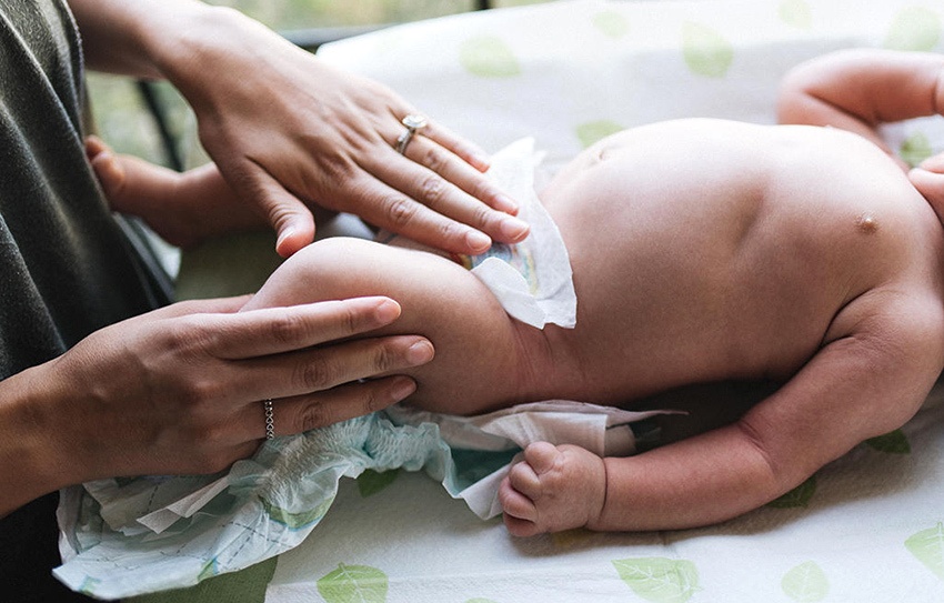Bebeklerde idrar yolu enfeksiyonu belirtileri nelerdir?