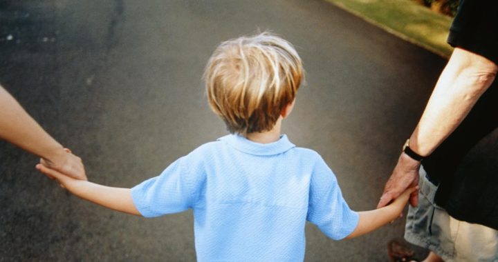 Anneni mi babanı mı daha çok seviyorsun?